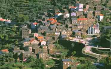 Tours in the North of Portugal: Cultural, historical, religious and wine itineraries.