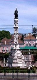 Oporto private excursions, Portugal. English speaking guide drivers, chauffeurs. Luxury vehicles. Sightseeing, transfers by deluxe limos, multilingual drivers. Portugal Travel Agency, Tour Operator.