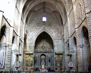 Portugal tours: Lisbon, Fatima, Algarve, Oporto. Group packages. Reservations: guides, buses, limousines, accommodation, conventions. Deluxe private escorted trips. Cultural luxury coach excursions.