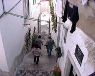 Recorridos en Lisboa con una Agencia de Viajes de Portugal. Excursiones de lujo con un Tour Operador Portugu�s. Tours en limusine de Lisboa para Fatima, Obidos, Estoril, Sintra, Pena, Coimbra, Evora, Oporto.