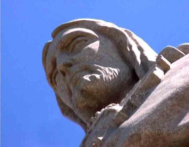The statue of Christ can be visited in a private tour of Lisbon