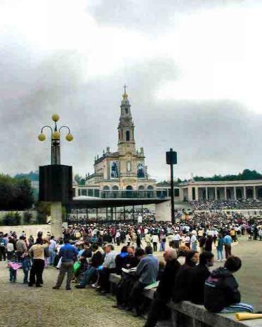 Fatima tour is a must in pilgrimage tours of Portugal