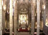 Lisbon private guided sightseeing tours. Luxury vehicles and guide services. Tours of Lisbon by limousines with multilingual guide drivers.