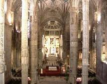 Recorridos en Lisboa con una Agencia de Viajes de Portugal. Excursiones de lujo con un Tour Operador Portugu�s. Tours en limusine de Lisboa para Fatima, Obidos, Estoril, Sintra, Pena, Coimbra, Evora, Oporto.