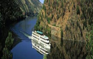 Douro valley is a place where we enjoy cruise tours in the Port wine region