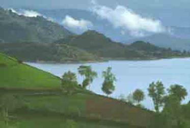 Tours in the North of Portugal: Cultural, historical, religious and wine itineraries.