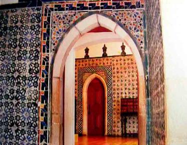 Sintra Palace is included in the day tours of Lisbon