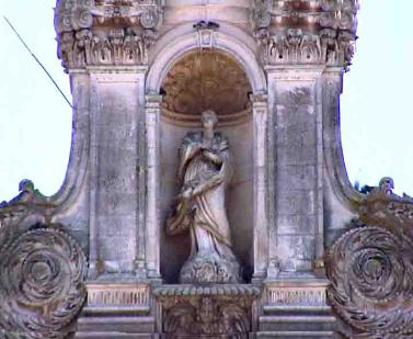 Alcobaca Monastery is included in day tours and private tours of Lisbon