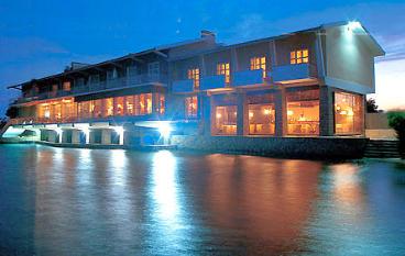 Nature accommodation in Portugal: Pousada de Torreira / Murtosa - Ria de Aveiro 