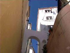 Alfama quarter is included in all sightseeing tours of Lisbon
