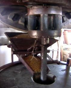 Santiago do Cacem pics, Portugal. Windmill
