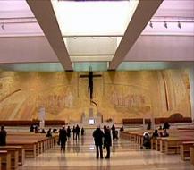 Visit the Sanctuary, Basilica, Chapel of Apparitions shrine for mass. Aljustrel, tour of the houses of Jacinta, Francisco and Lucia. Valinhos: Our Lady of Fatima appeared. Loca do Anjo: Francisco, Jacinta and Lucia saw the apparition of the Angel.