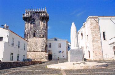 Historical accommodation in Portugal: Estremoz - Rainha Santa Isabel pousada.