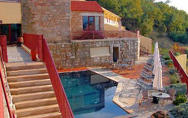 Historical accommodation in Portugal: Historical Inn of Belmonte - Convento de Belmonte pousada.