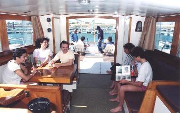 Seafaris no Algarve, Portugal. Pesca e Visitas panoramicas em barco, ferias e turismo de praia.