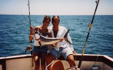 Excurs�es em barco no Algarve com um Tour Operador Portugu�s. Cruzeiro na Costa Sul de Portugal, visitas �s grutas marinhas. Viagens, F�rias e turismo de luxo com Ag�ncia de Viagens de Portugal.